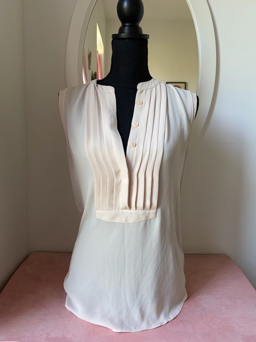 LOFT Cream Sleeveless Pleat-Front Blouse
